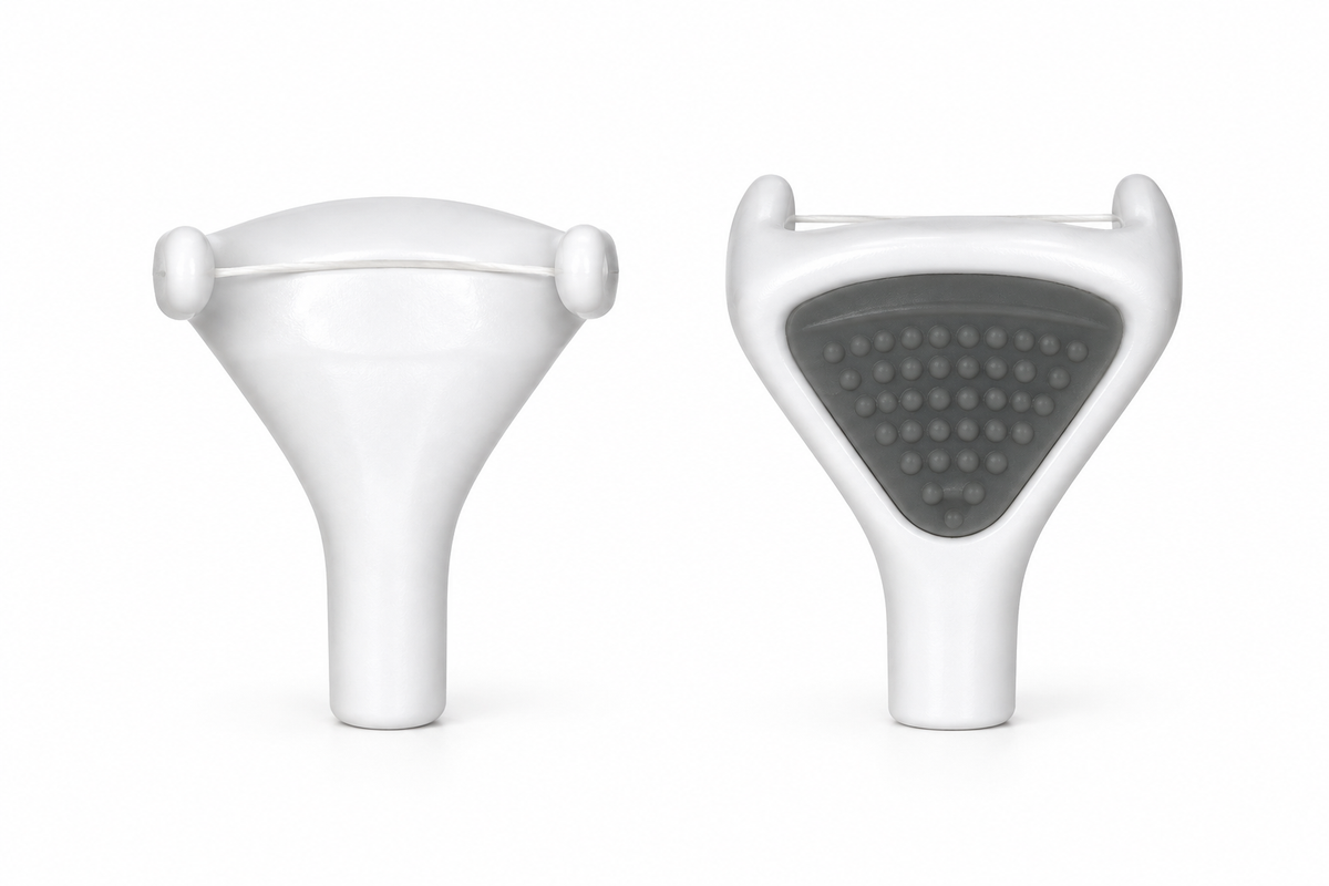 Front and reverse of the Flossei reusable head